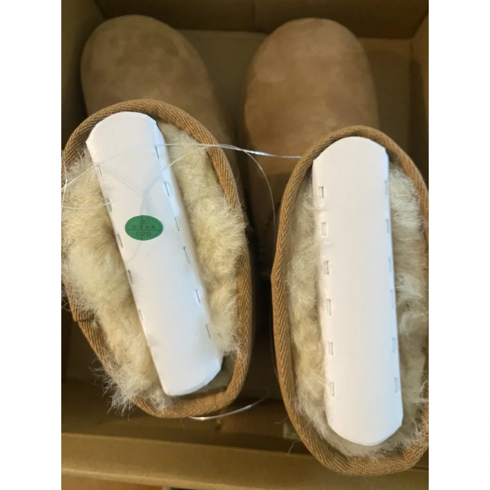Kirkland Signature NIB Shearling Boots Women's Size 7 Tan